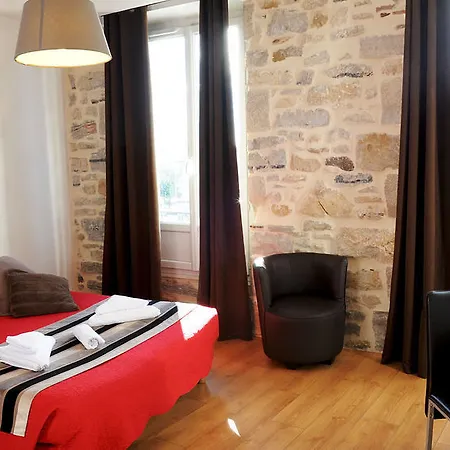 Hotel Cote Basque 2*